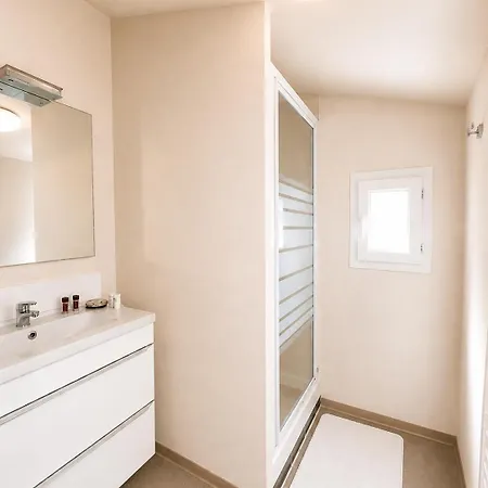 La Maison Rose, Climatisation & Piscine