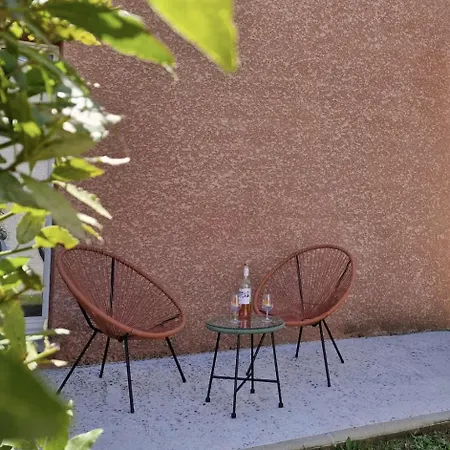 La Maison Rose, Climatisation & Piscine Feriehus Saint-Christol (Herault)